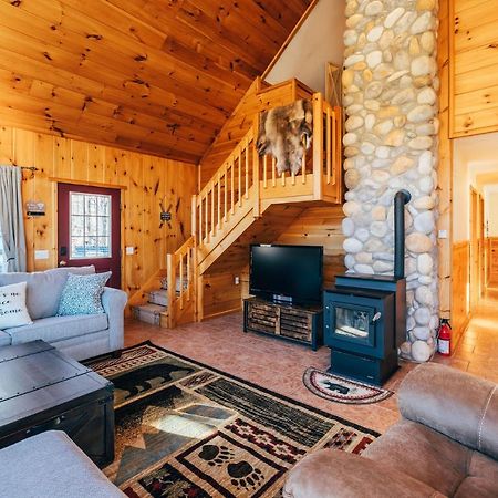 Ski Chalet W-Hot Tub, Only 3 Min To Sunday River Ski Lifts! Bethel Εξωτερικό φωτογραφία