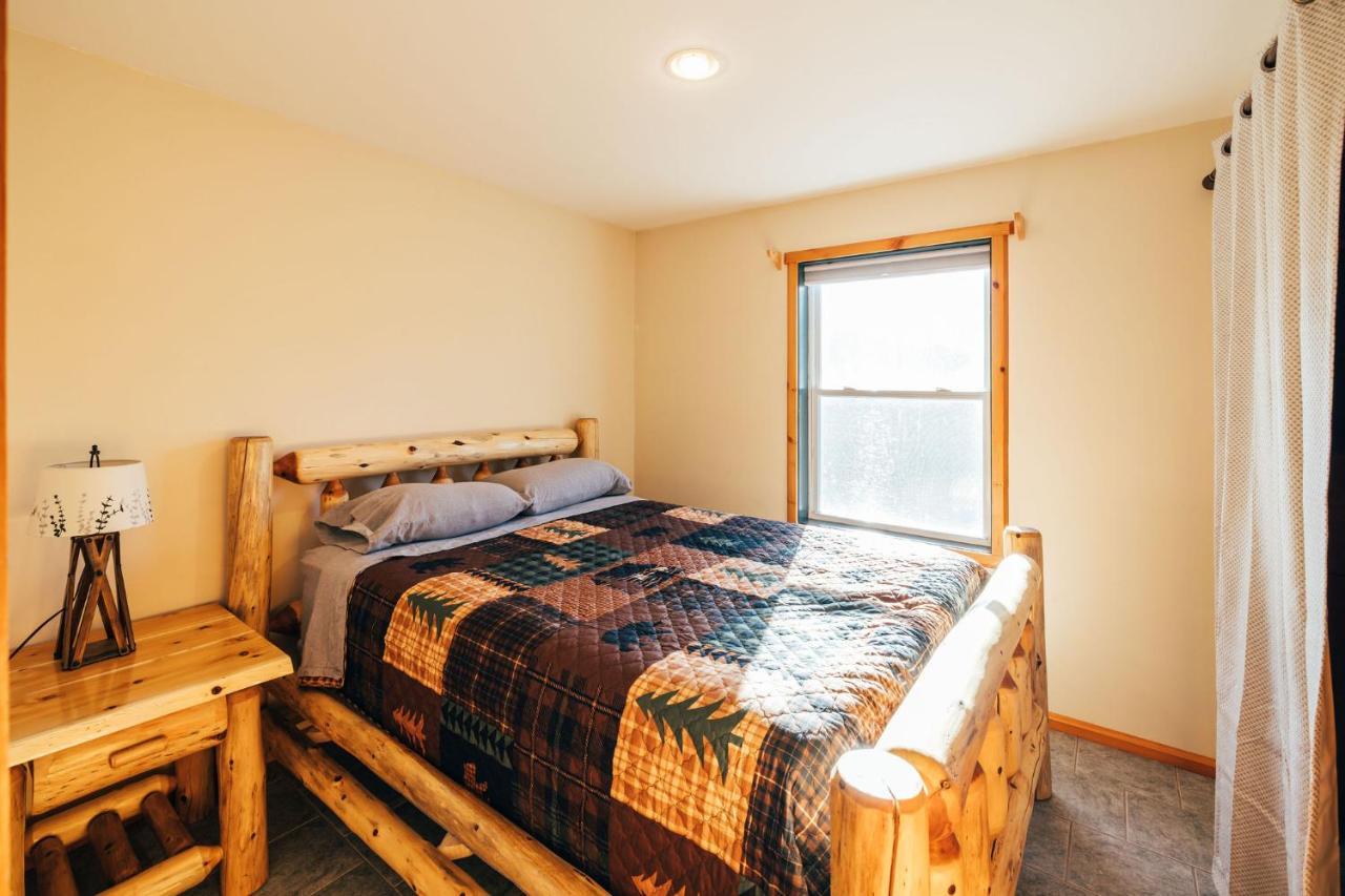 Ski Chalet W-Hot Tub, Only 3 Min To Sunday River Ski Lifts! Bethel Εξωτερικό φωτογραφία